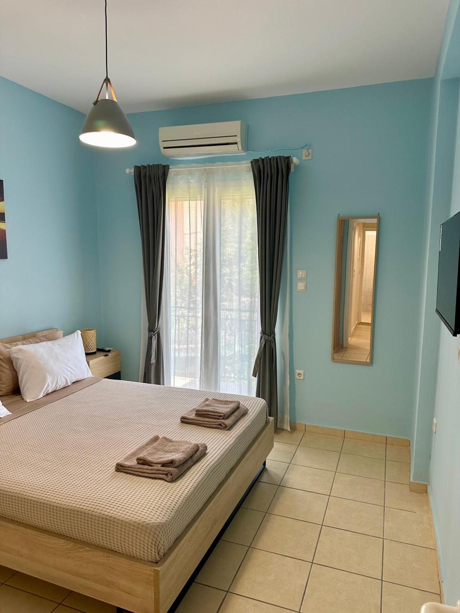 Seaside Escape Apartments - Poseidon Palaia Fokaia Luaran gambar